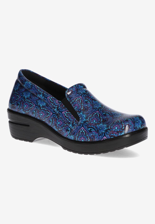 Leeza Flats, NAVY PAISLEY PATENT, hi-res image number 0