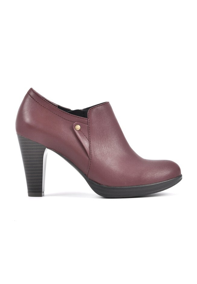 Phiona Bootie , , alternate image number null
