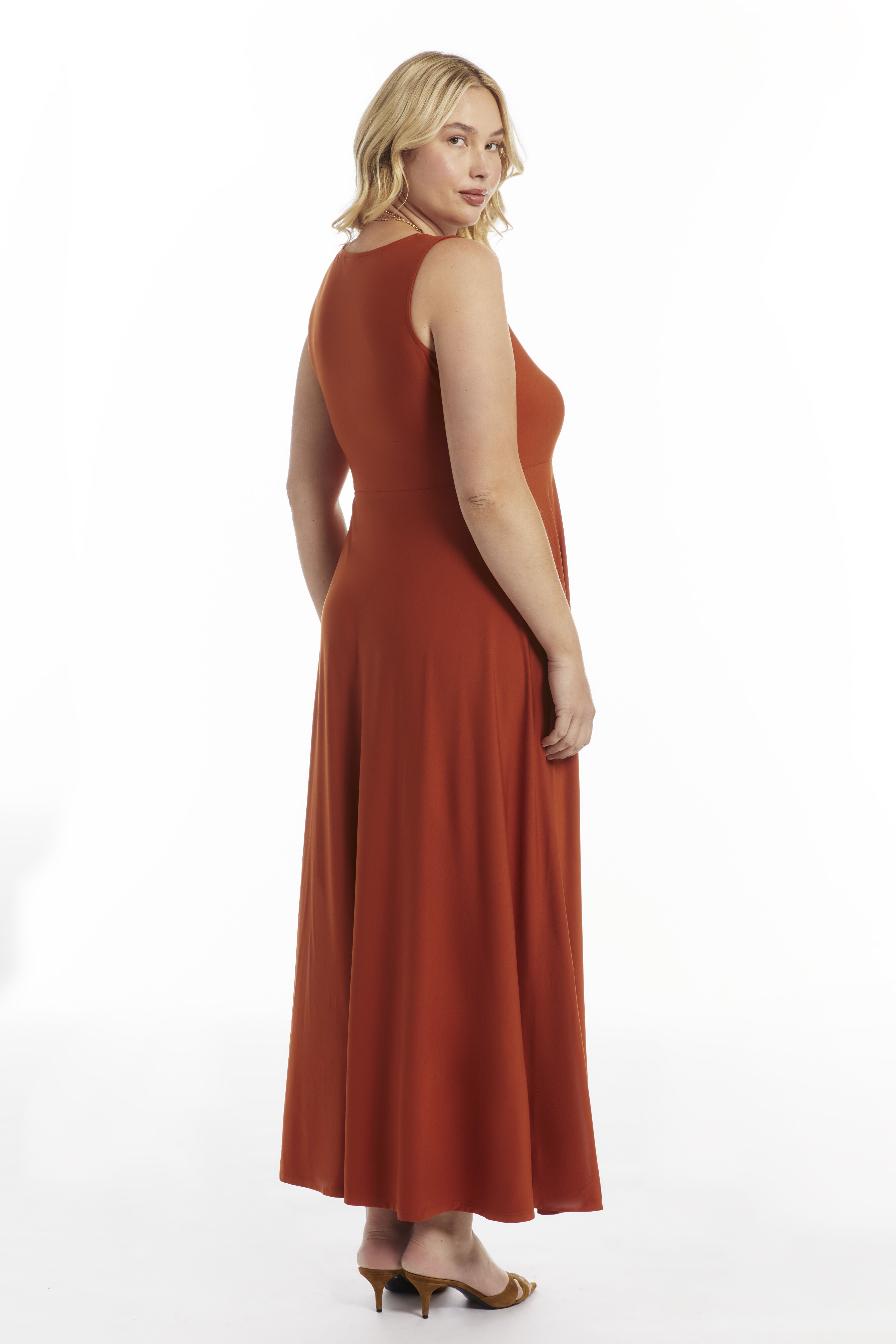 Sleeveless Sweetheart Knit Maxi Dress, UMBER, on-hover image number 1