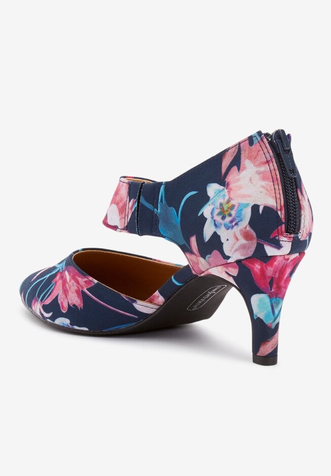 The Braelynn Pump, , on-hover image number null