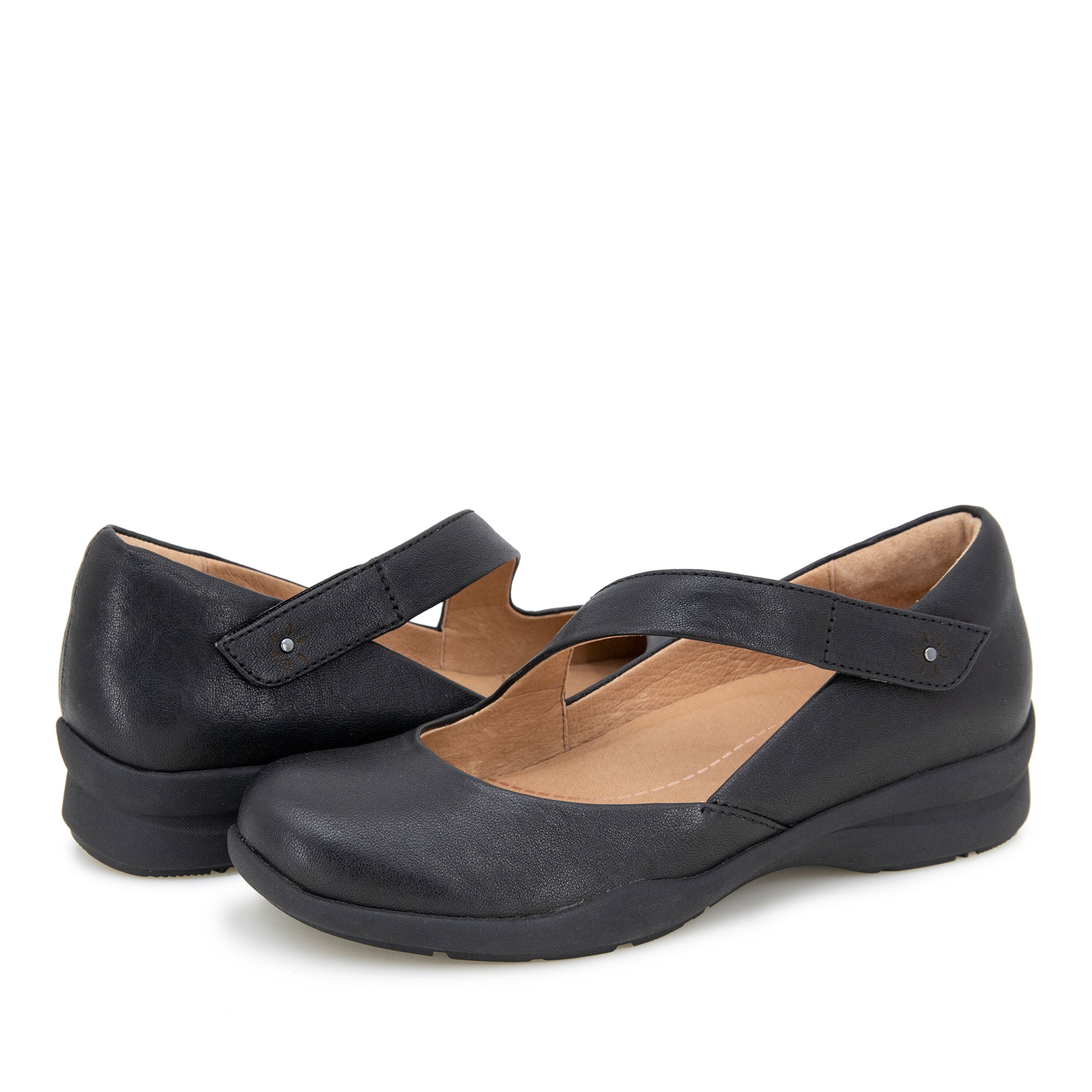 Treva Casual Dress Shoe, BLACK, alternate image number 7