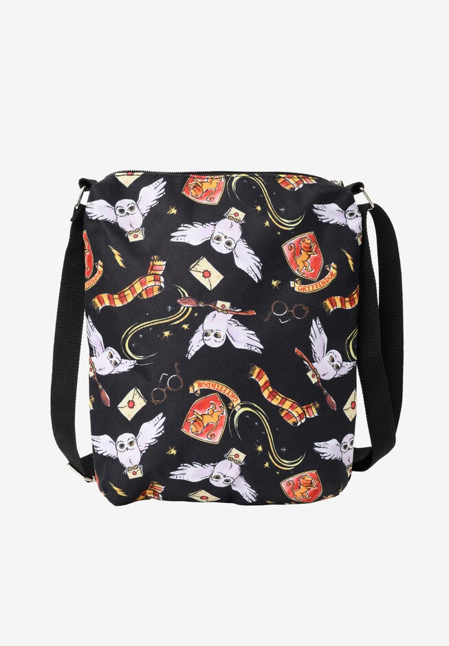 Harry Potter Gryffindor Hedwig Passport Bag Travel Crossbody Purse, , alternate image number null