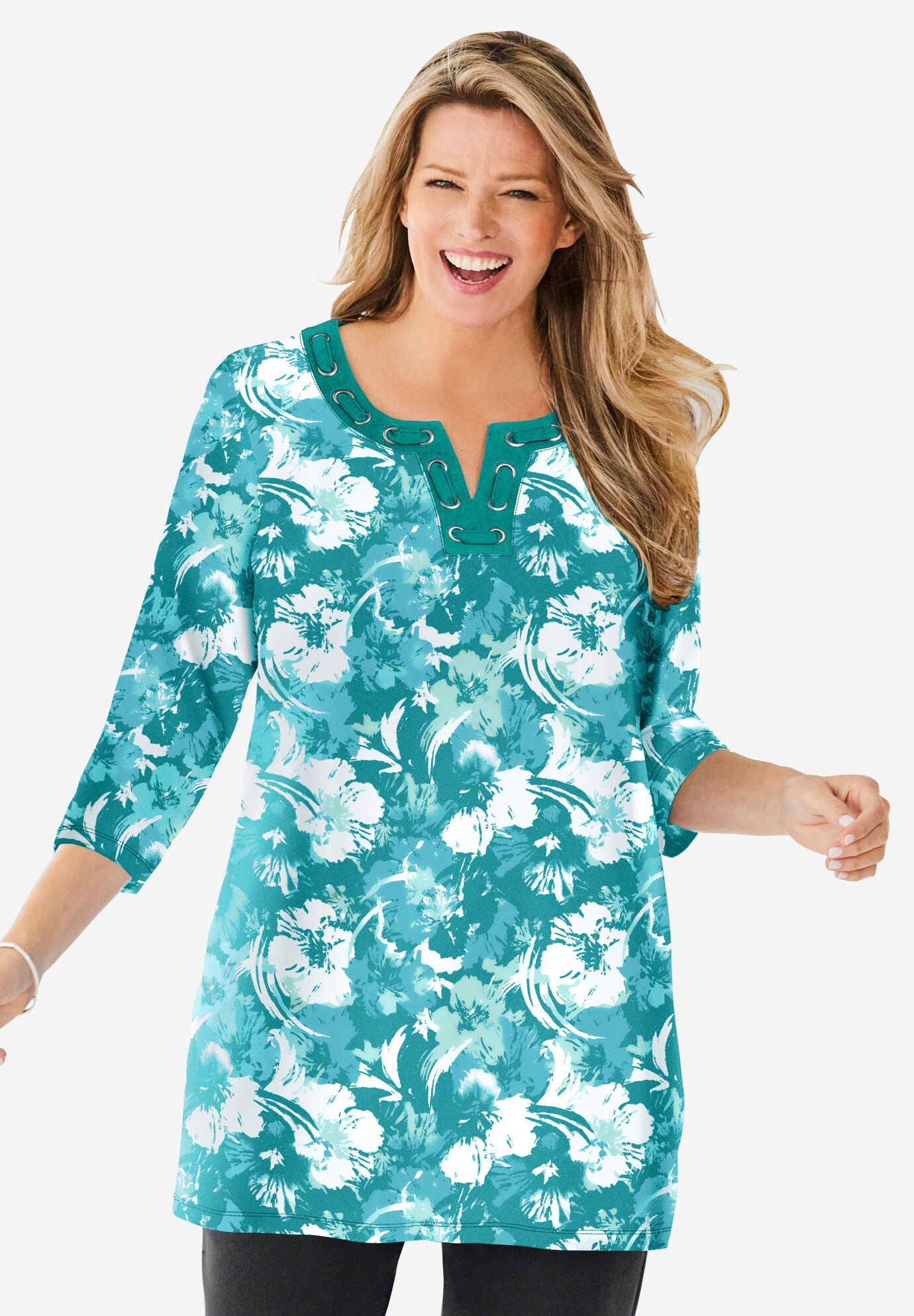 7-Day Three-Quarter Sleeve Grommet Notch Tunic