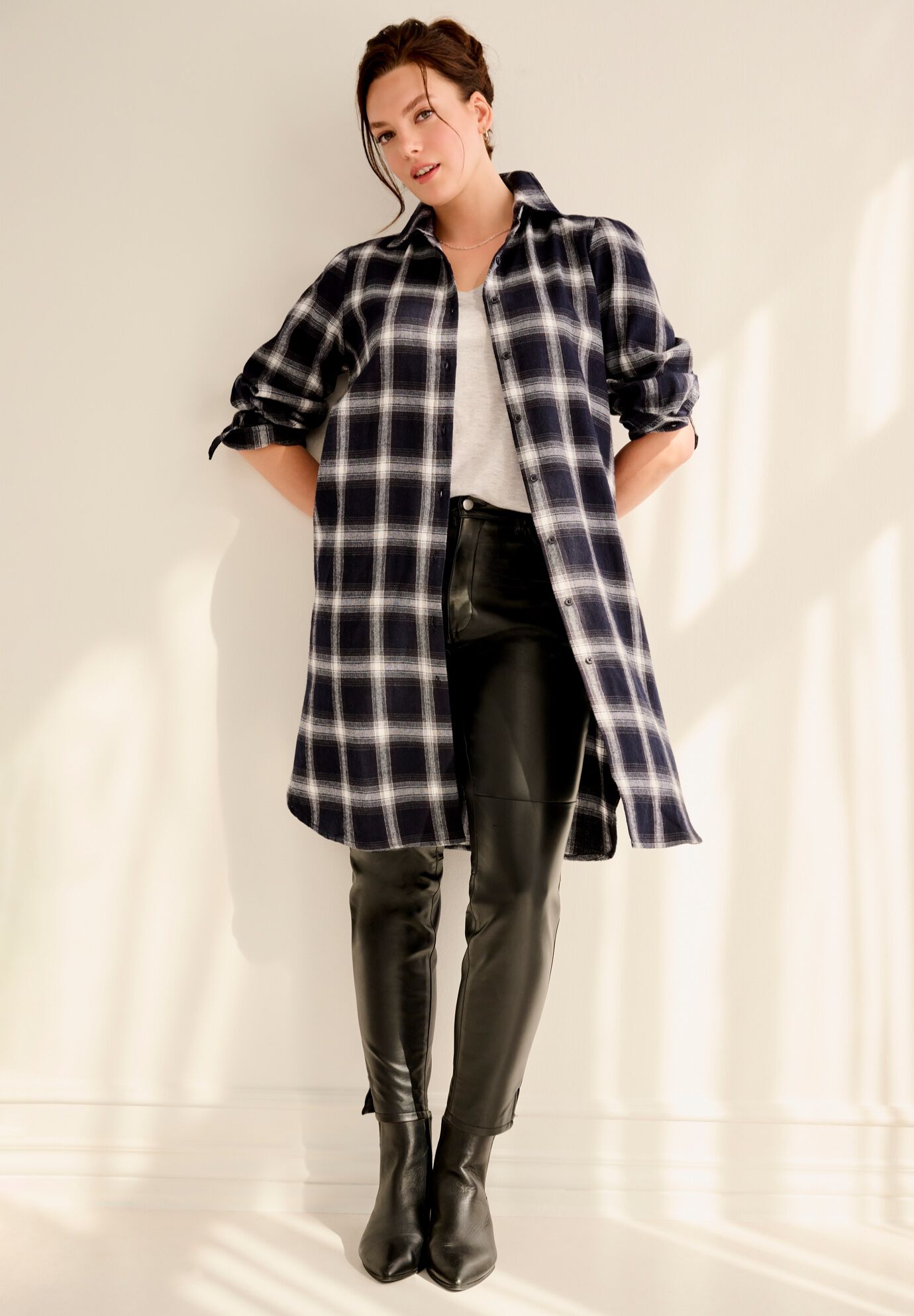 5-Pocket Faux Leather Pants, , alternate image number 3