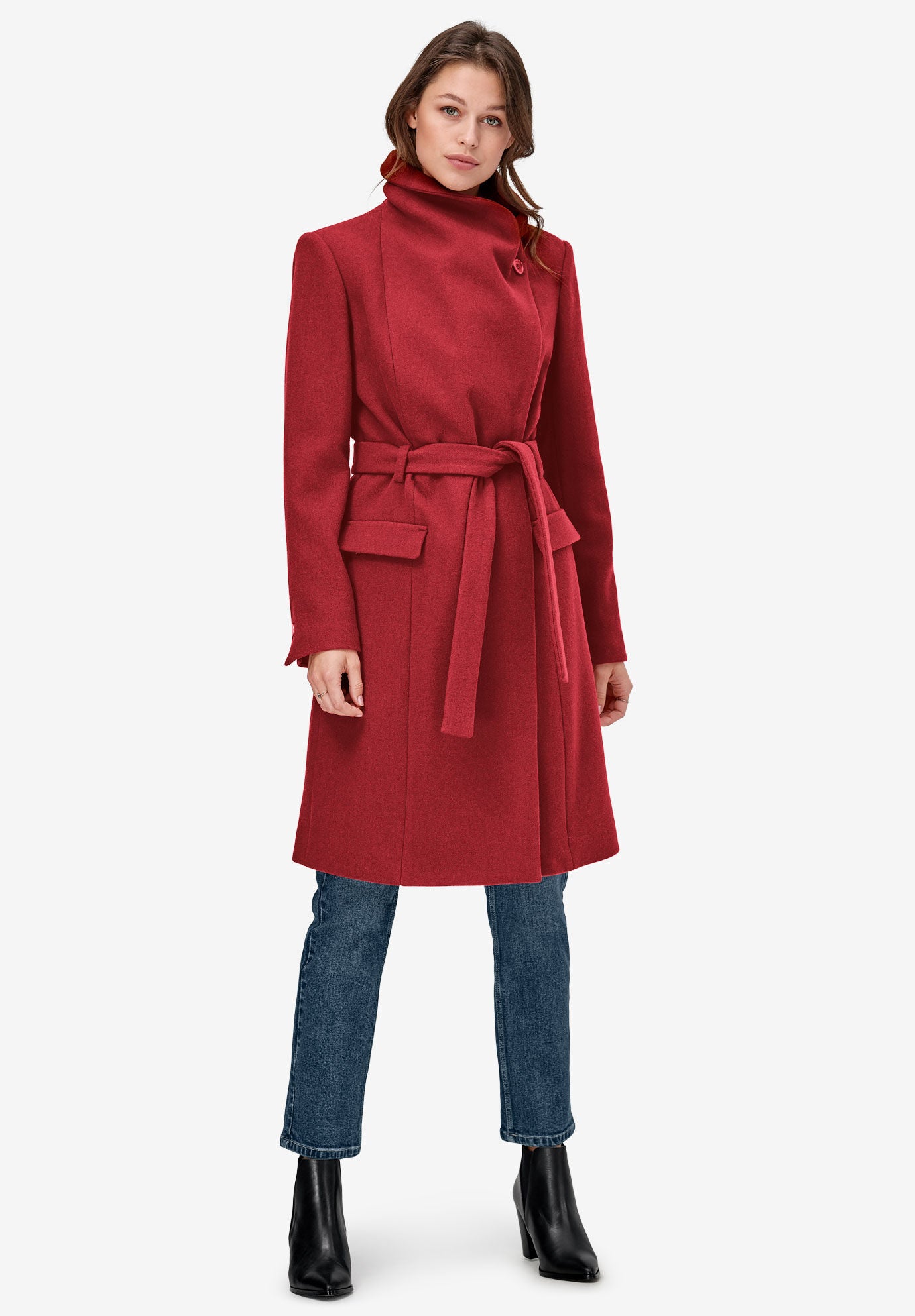 coat with wrap collar