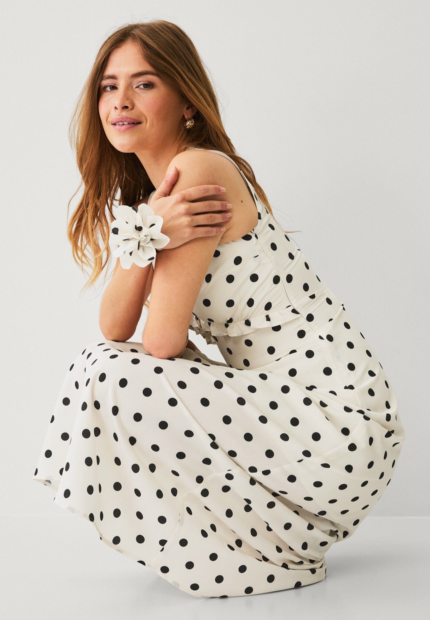 Sleeveless A-line Long Midi Dress With Flower Pin, IVORY BLACK DOT, hi-res image number 0