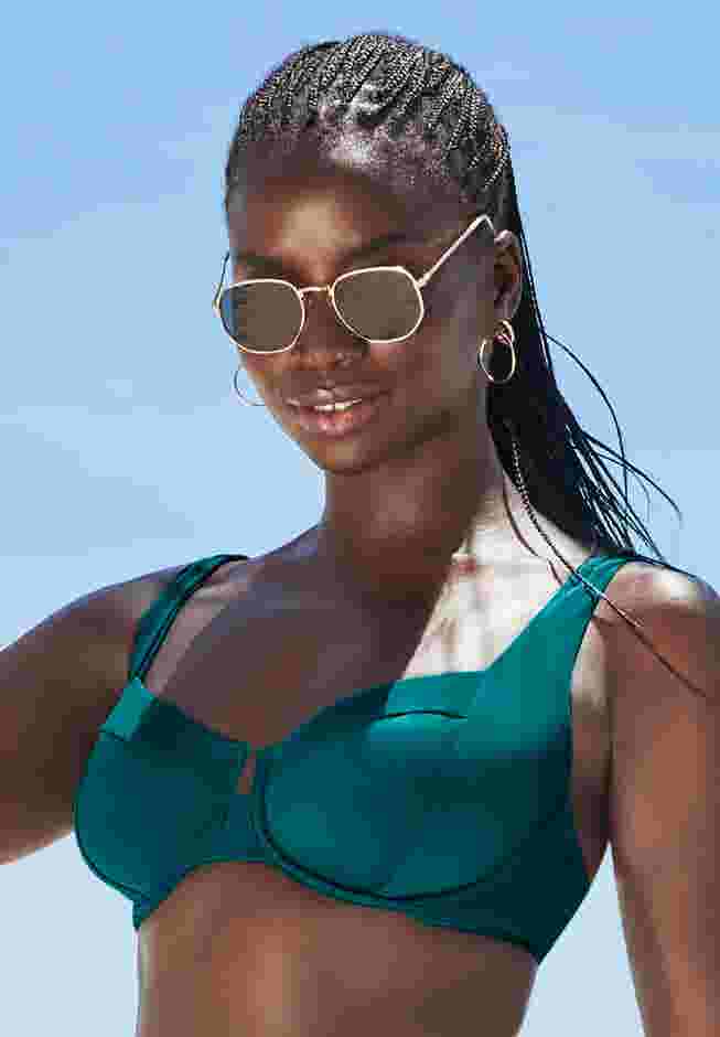 Essential Sweetheart Underwire Bikini Top image number 0