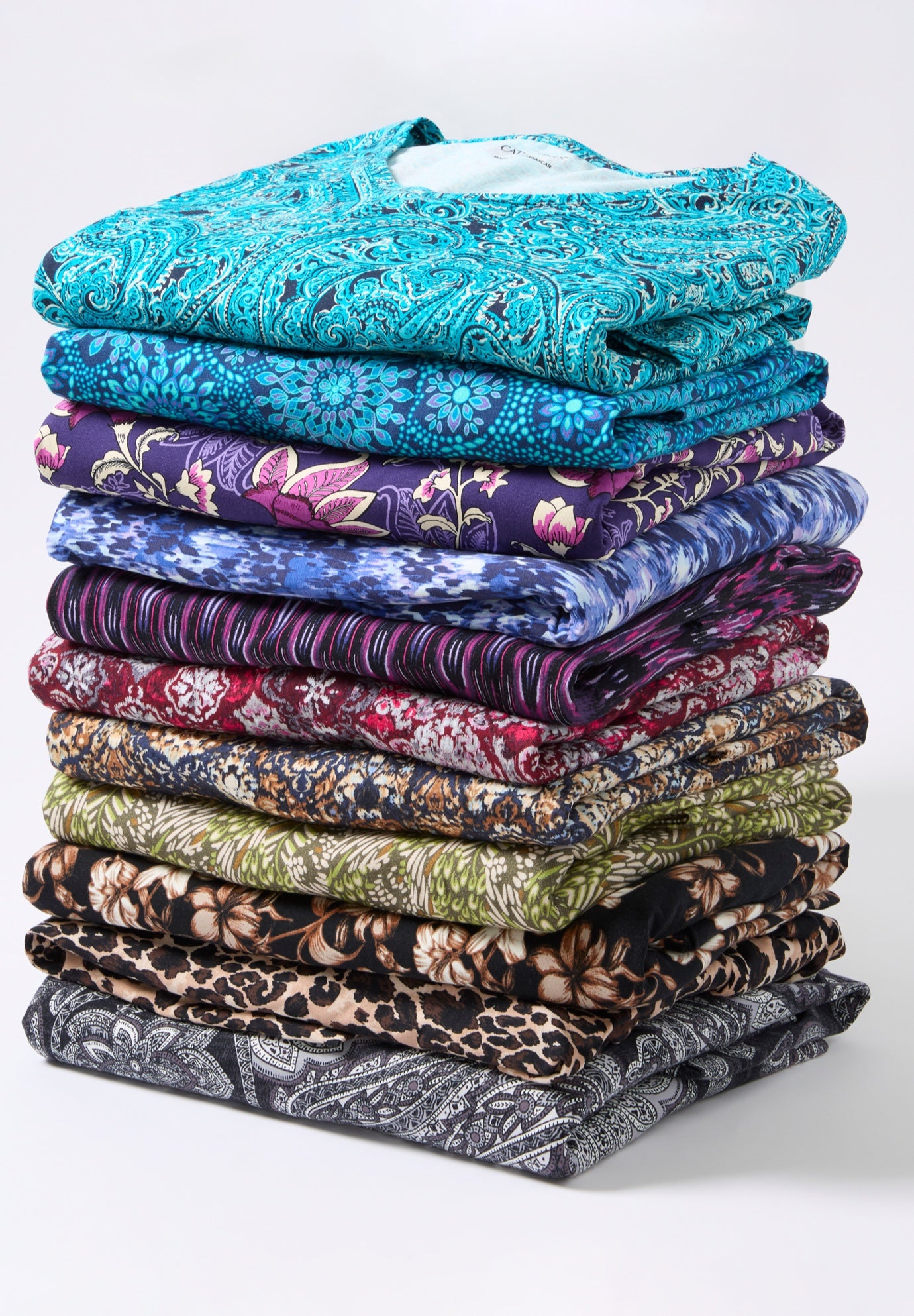 Suprema&reg; 3/4 Sleeve V-Neck Tee image number 5