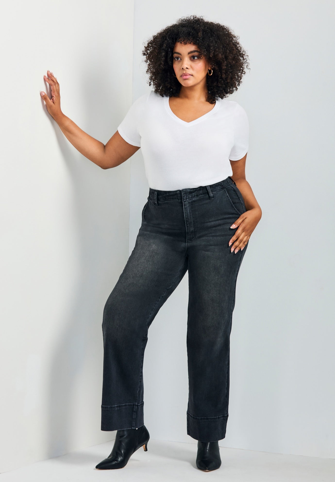 Kira Wide Leg Jean image number 0