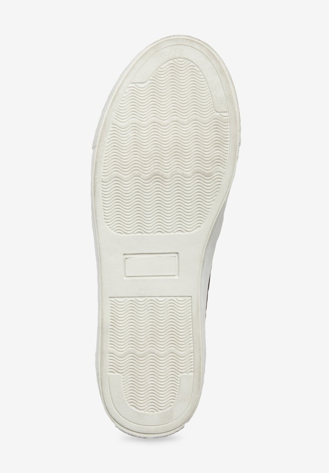 The Skyla Slip On Sneaker image number 3