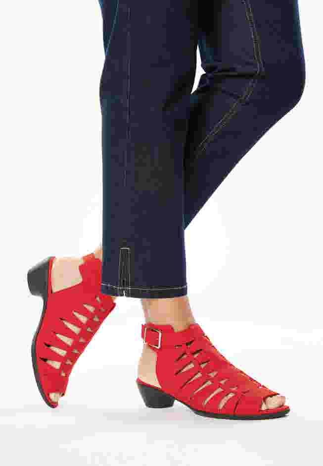 The Kadie Shootie image number 6