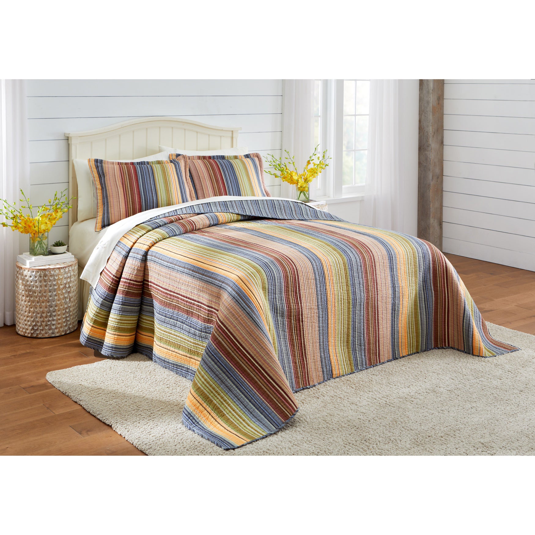 Maya Bedspread image number 0