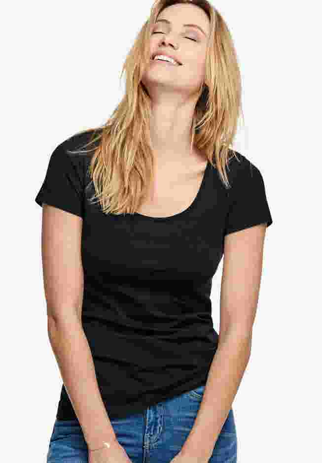 Scoop Neck Tee image number 0