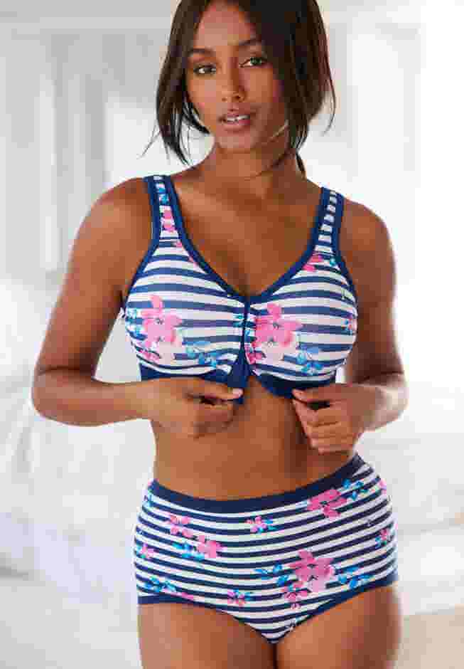 Wireless Front-Close Lounge Bra image number 2