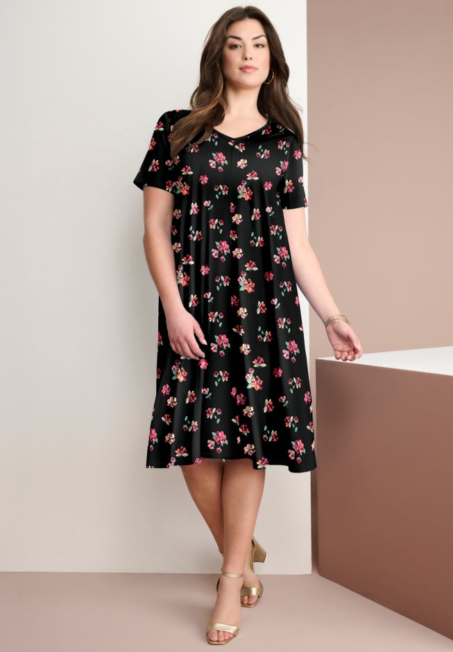 Plus Size Short Sleeve Sleeve Swing Dress image number 3