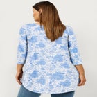 Stretch Knit Scoop Neck 3/4 Sleeve Curved Hem Tunic image number null