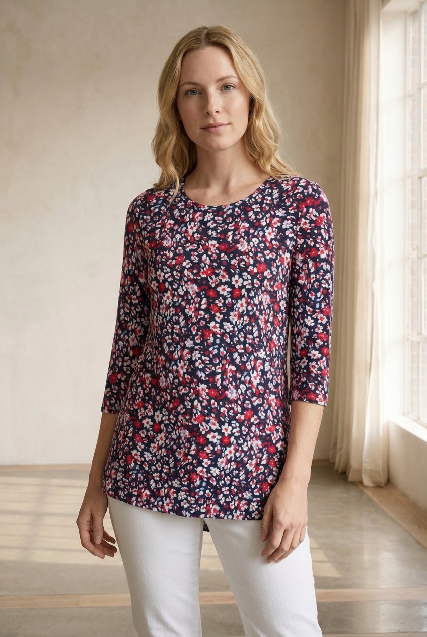 Stretch Knit Scoop Neck 3/4 Sleeve Curved Hem Tunic image number 0