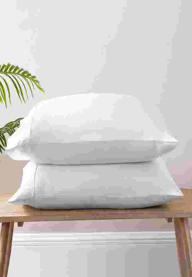 300 Thread Count TENCEL™ Lyocell Sateen Pillowcase Set image number 0