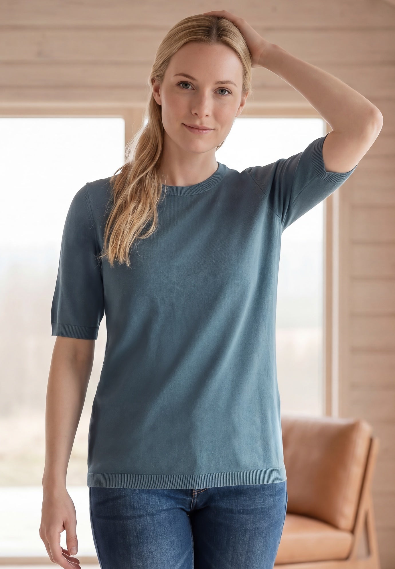 Short Sleeve Fine Knit Pullover image number 0