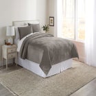 Geo Diamond Velvet Quilt image number null