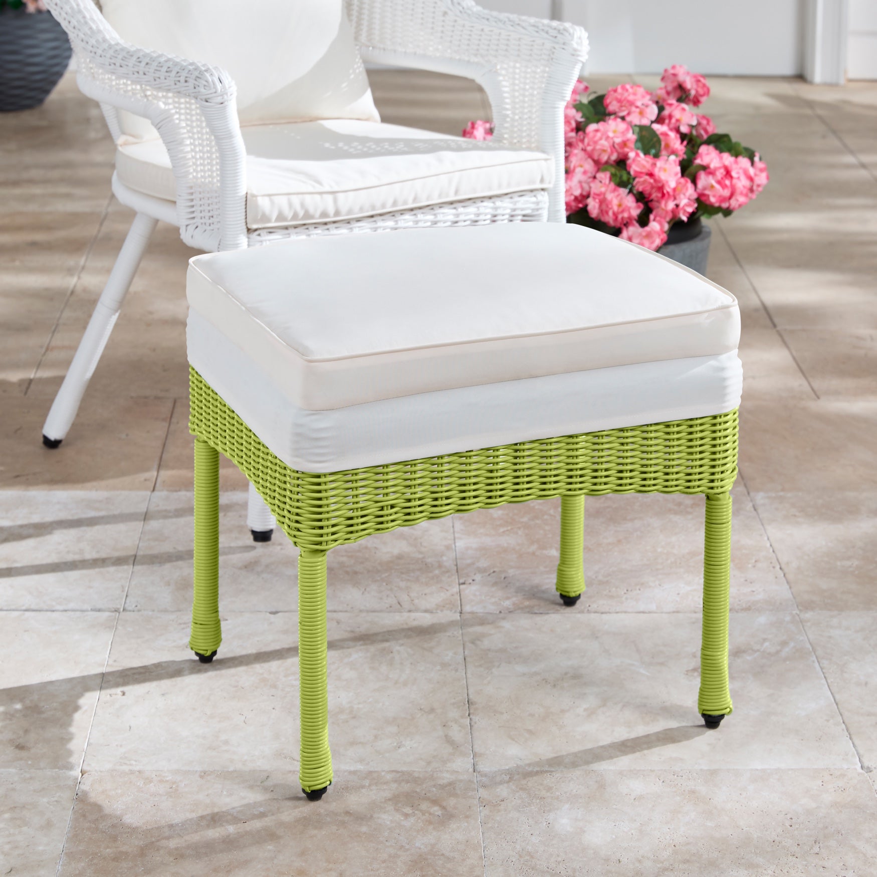 Roma All-Weather Resin Wicker Ottoman image number 0