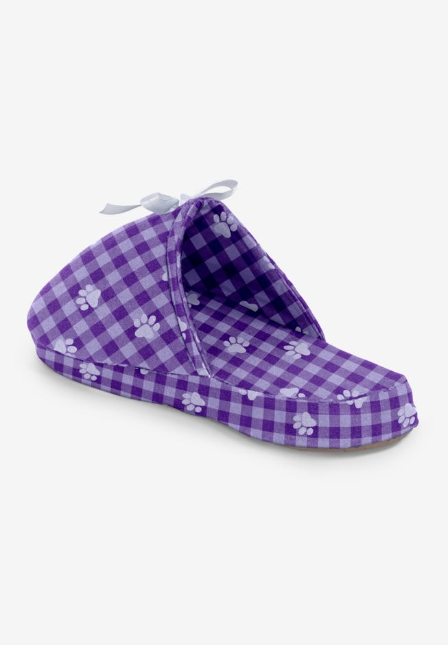 Dreams & Co.® flannel slipper image number 1