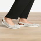 The Karyn Orthotic Sling image number null