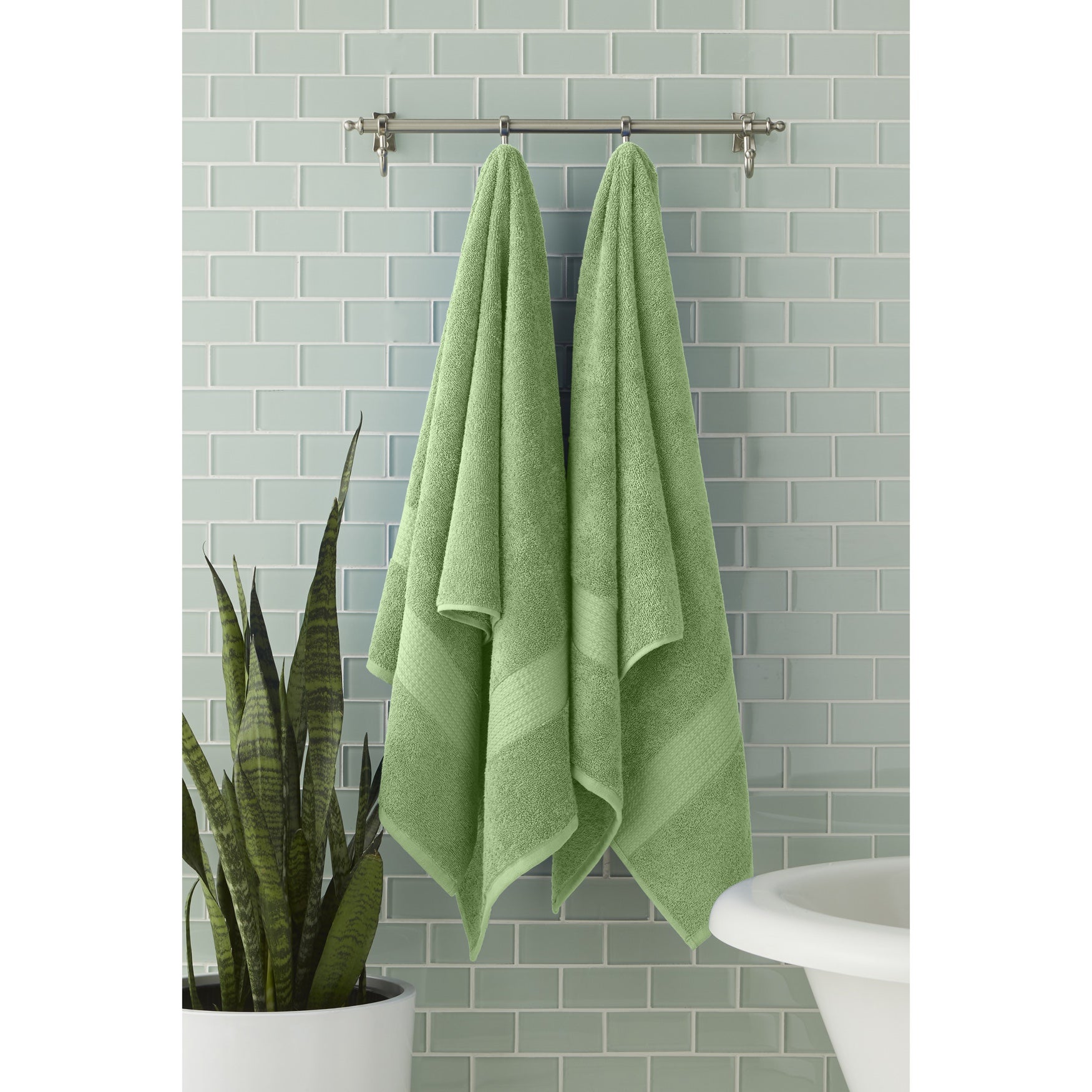 BH Studio 2-Pc. Bath Towel Set image number 0