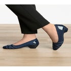 The Quinlan Slip On Pump image number null