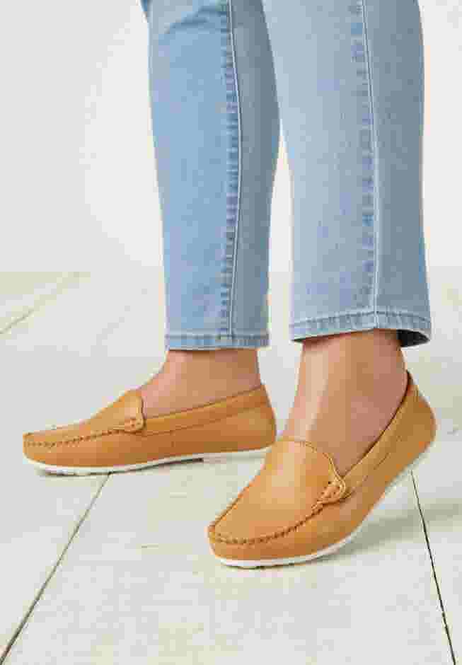 The Milena Slip On Flat image number 9