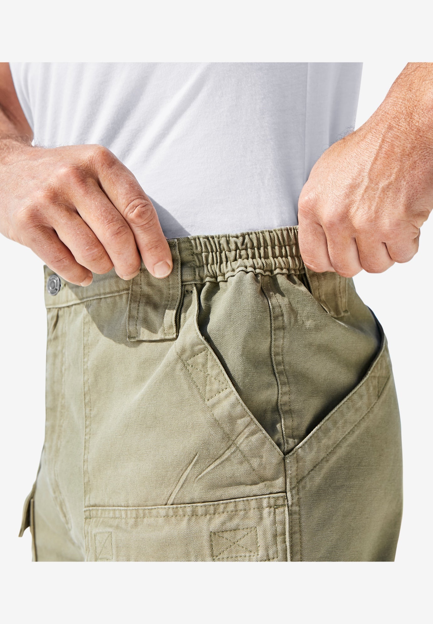 Deeper Pocket 8" Cargo Shorts image number 3