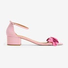 The Ona Sandal image number null