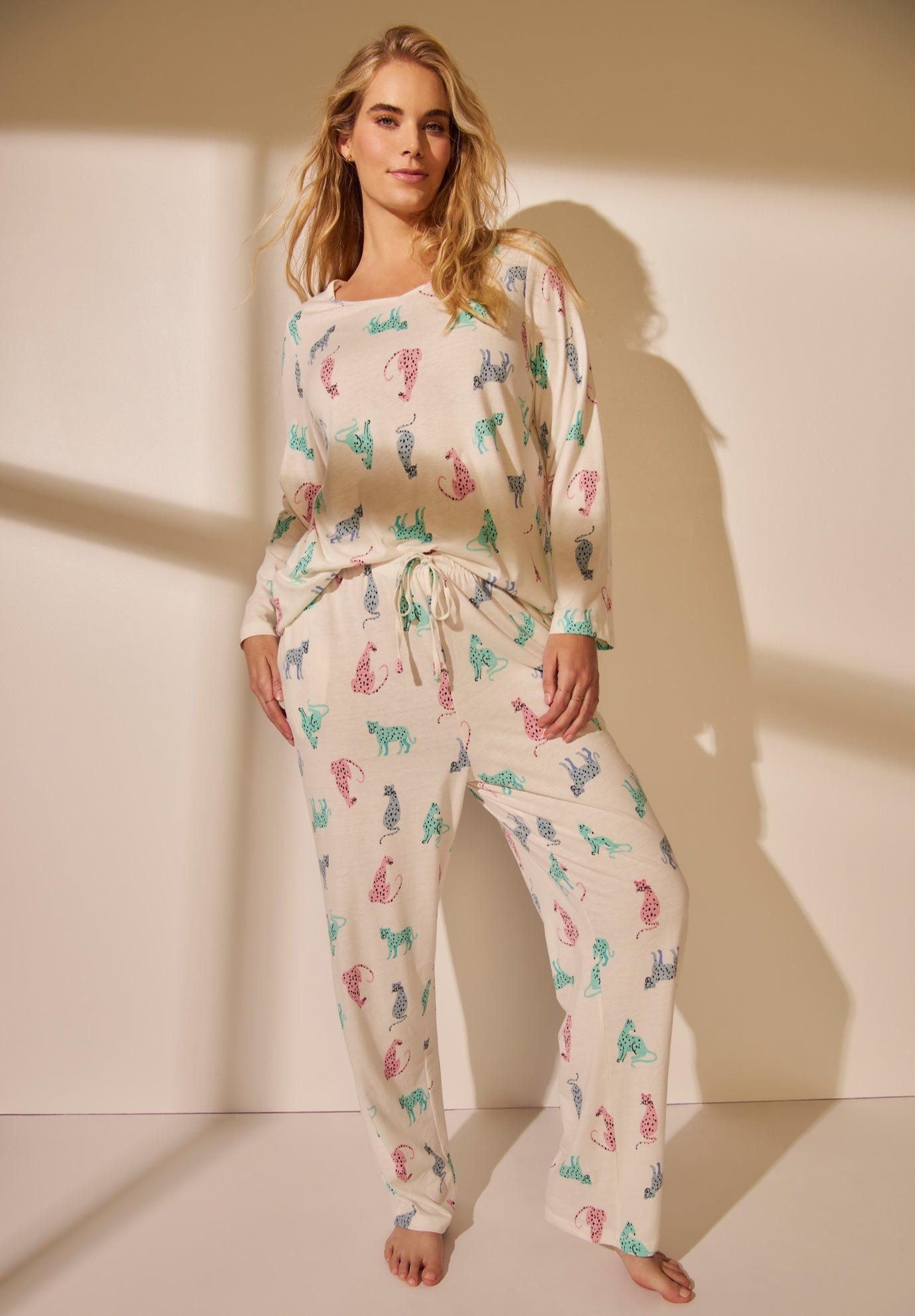Avenue Body Three-Quarter Sleeve Pajama Set image number 0