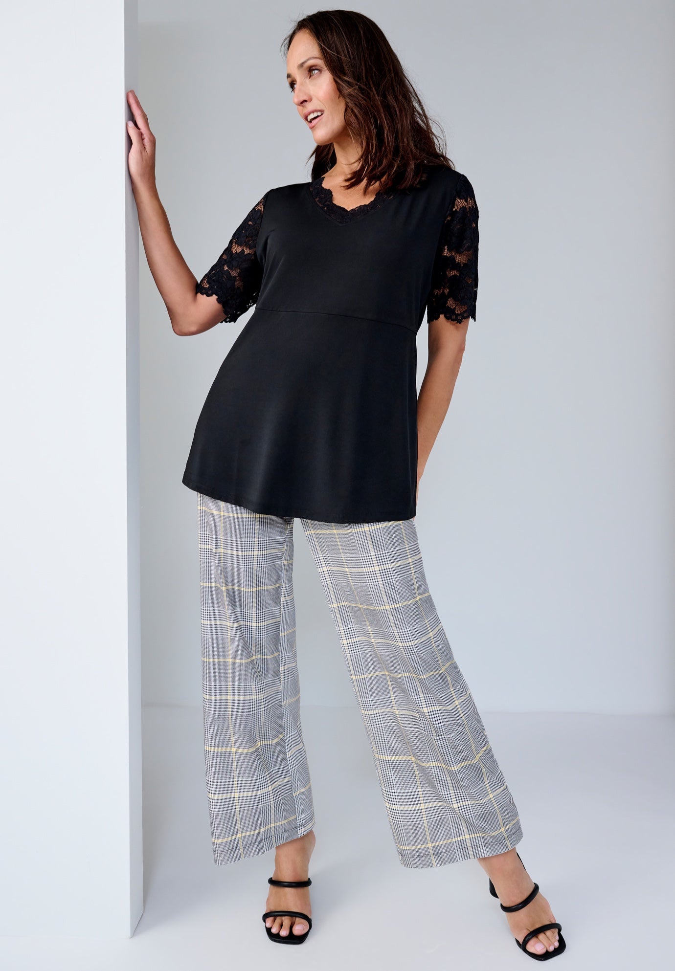 Stretch Knit Wide Leg Pant image number 0