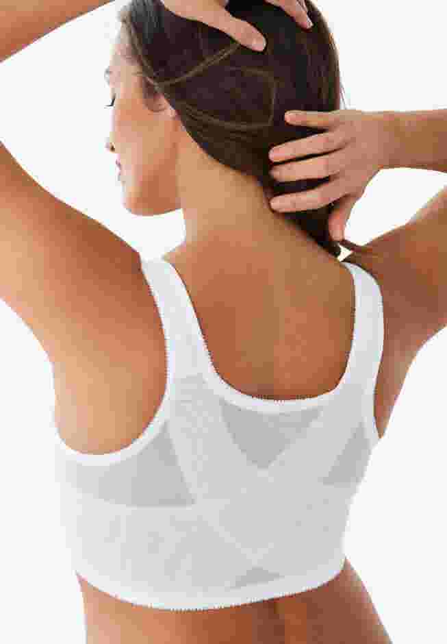 Front-Close Embroidered Wireless Posture Bra image number 8