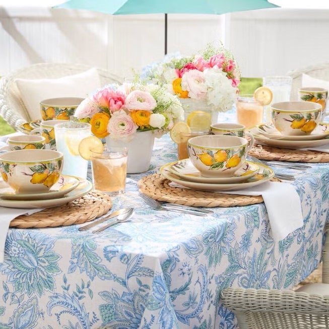 16-Pc. Lemon Dinnerware Set image number 2