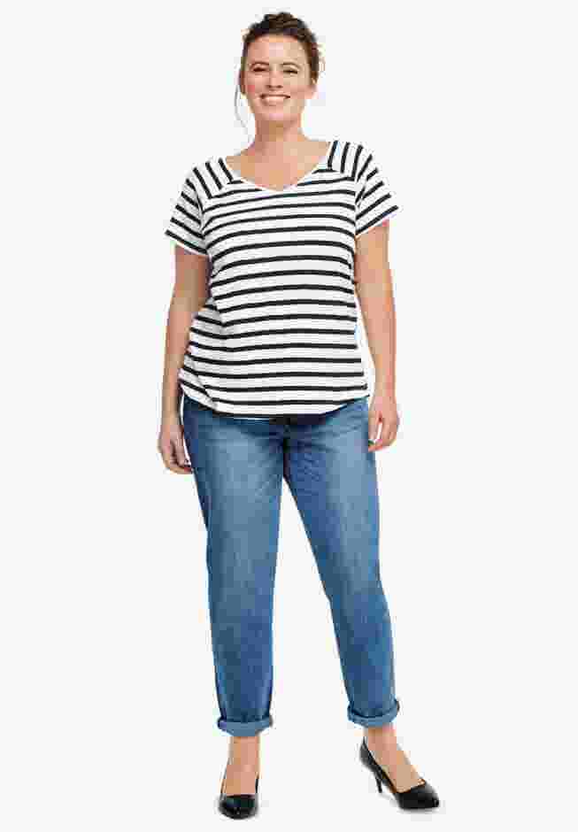 Rounded V-neck Tee image number 0