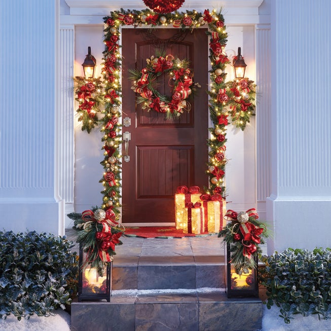 28" Pre-Lit Ribbon Wreath image number 3
