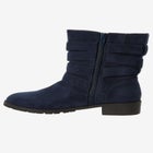 The Madi Boot image number null