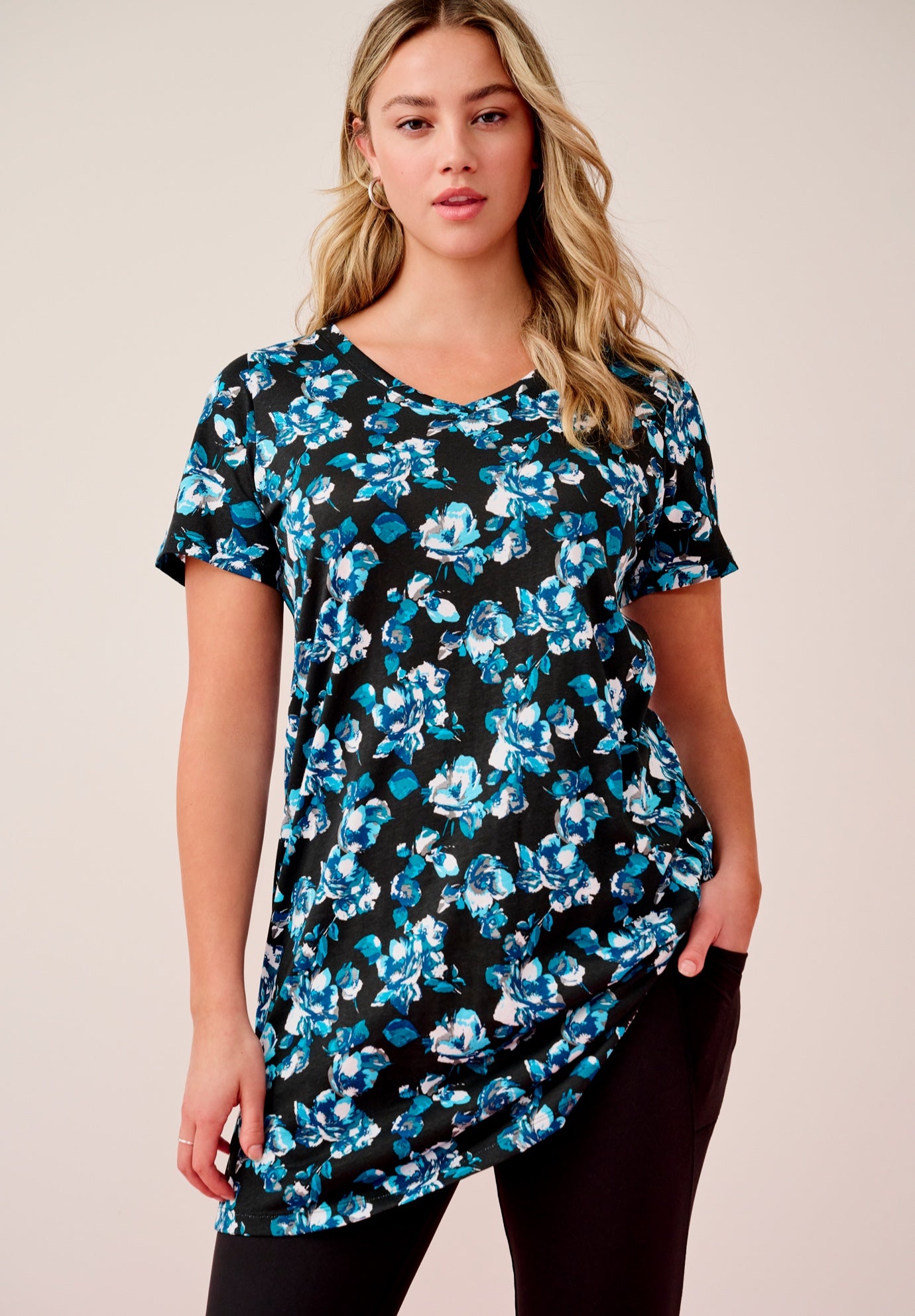 Plus Size Ultimate Cotton V-Neck Short Sleeve Tunic image number 9