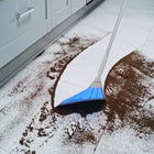 Helio AirBroom&trade; image number null