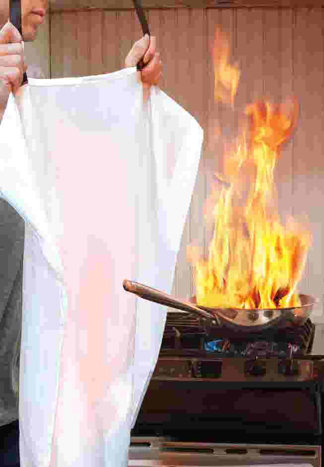 Fire Guardian Emergency Fire Blanket image number 0