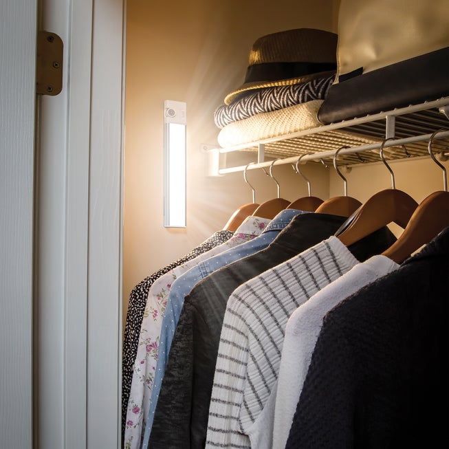 Sensorbrite™ Slimbeam + Under Cabinet With Charging Dock, Pack of 2 image number 2