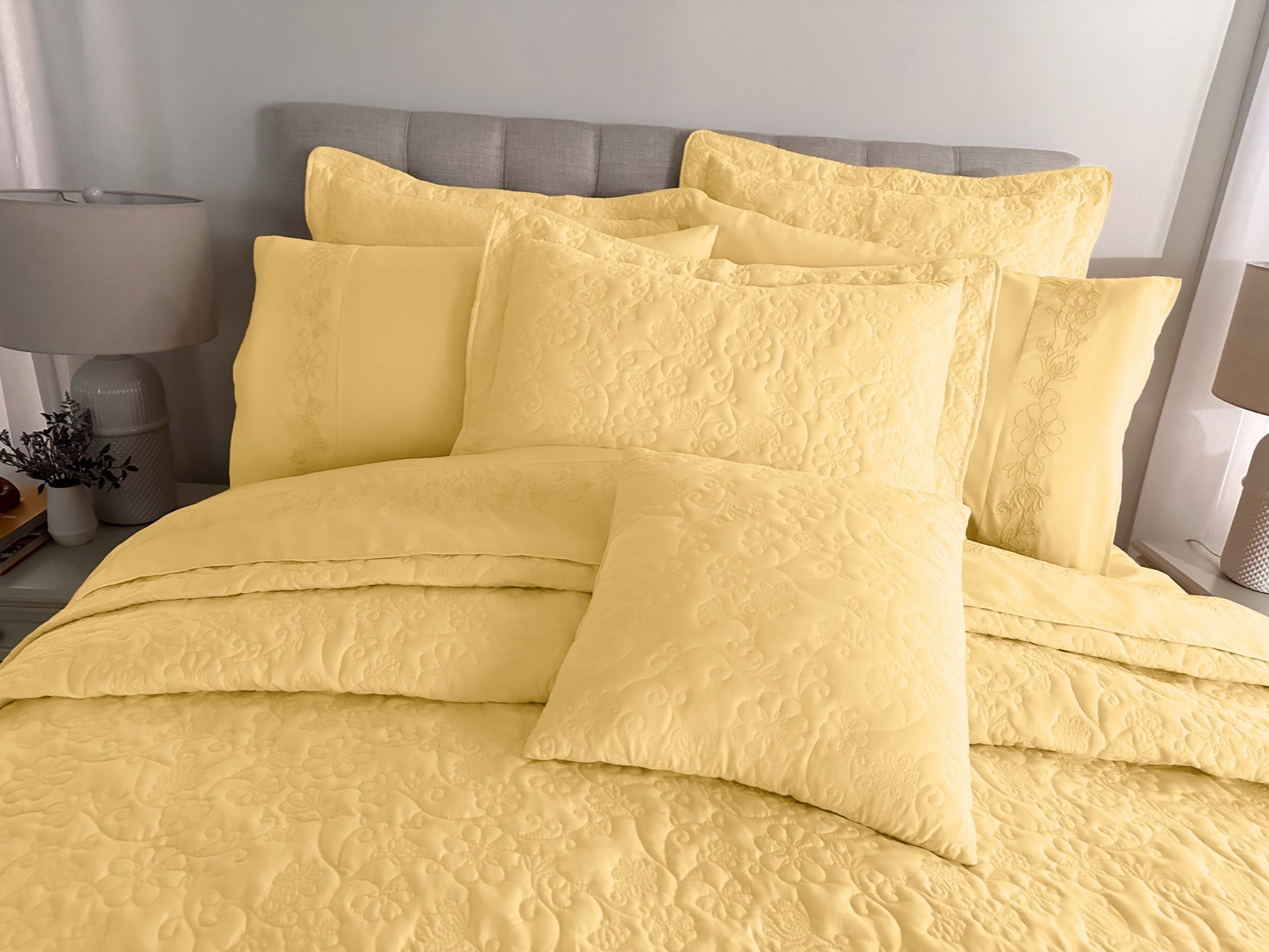 Anna Bedspread image number 6