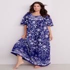 Bib Front Lounger image number null