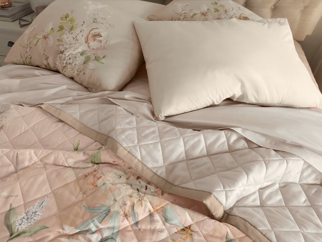 Franchine Quilt Set image number 3