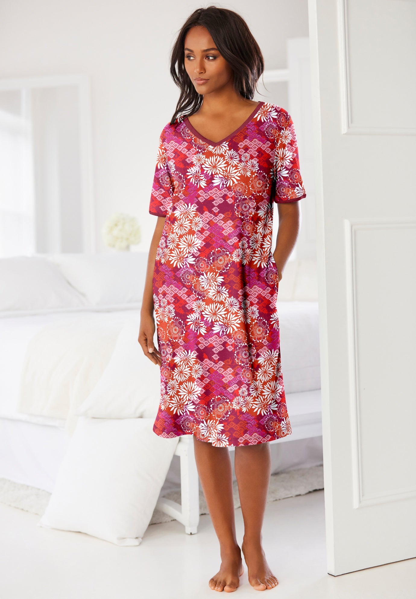 Short T-Shirt Lounger image number 7