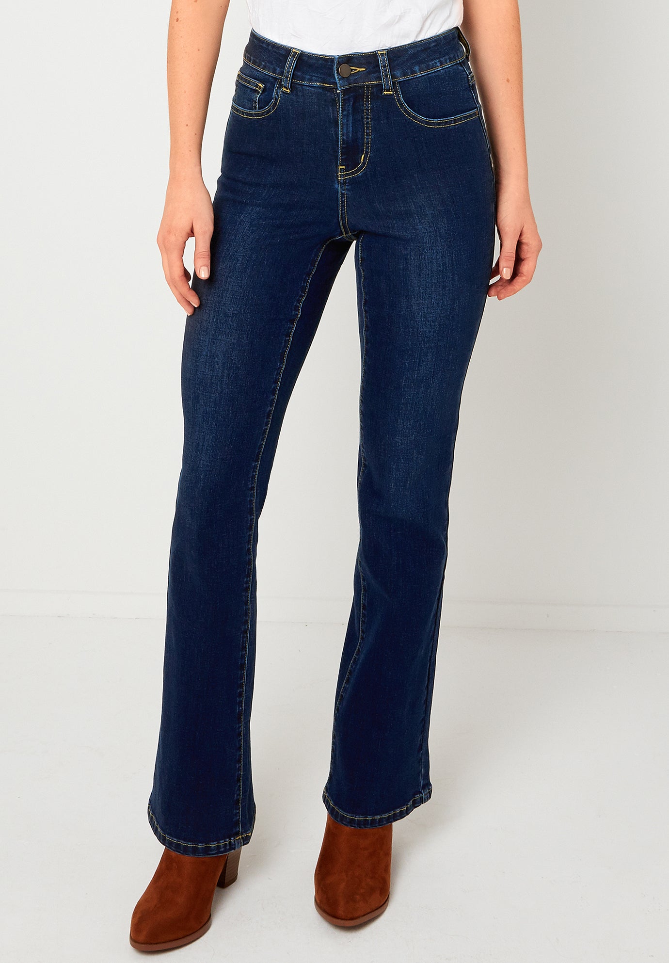 Stretch Denim Bootcut Jean image number 0