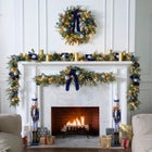 26" Pre-Lit Midnight Blue Wreath image number null