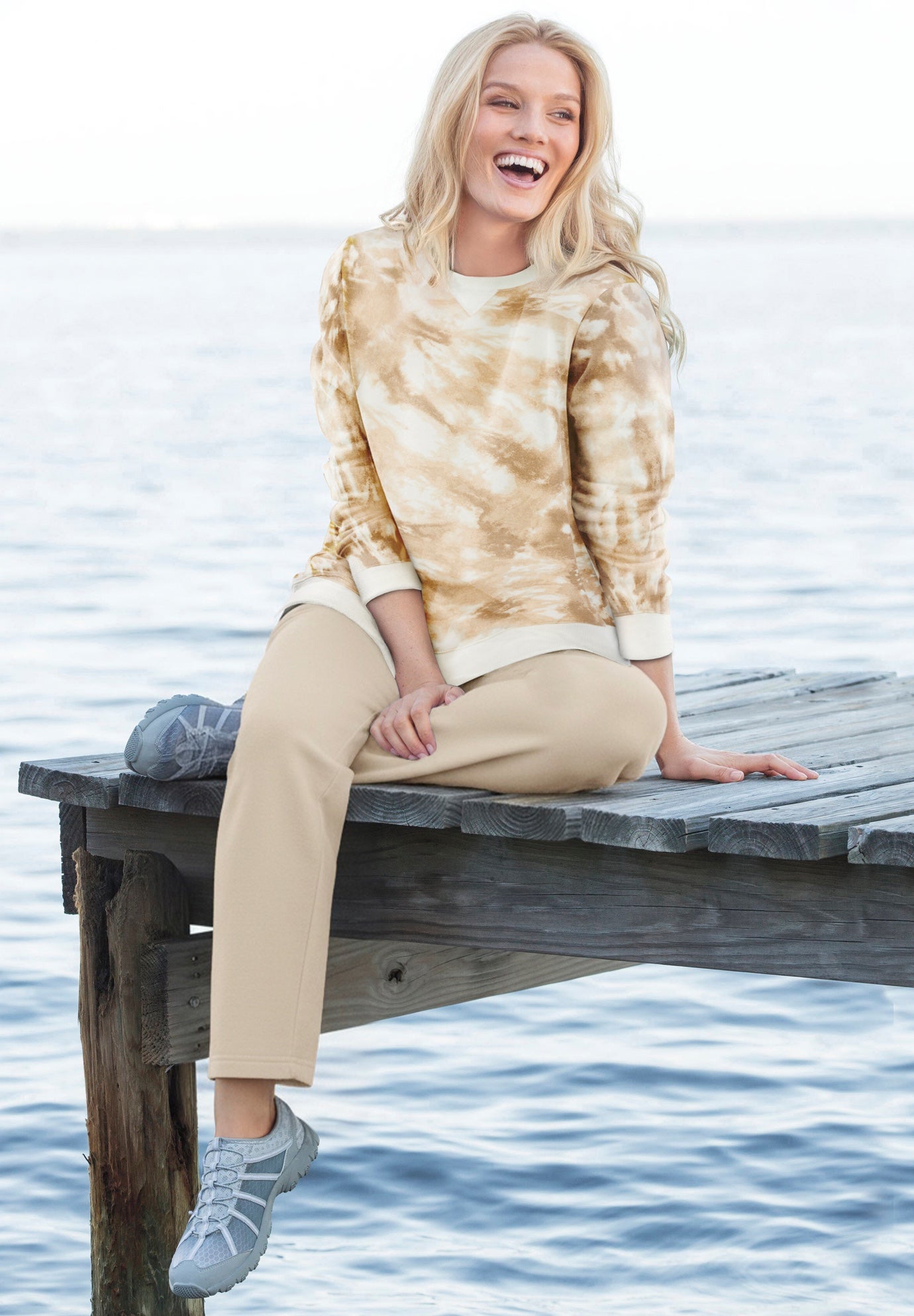 Crewneck Fleece Sweatshirt image number 0